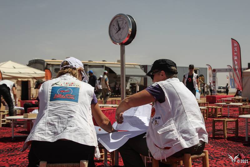 Team building de cohésion à Marrakech : Aventure en buggy et 4*4 de Marrakech aux montagnes de l’Atlas : Quelle équipe ramènera le drapeau en premier ?