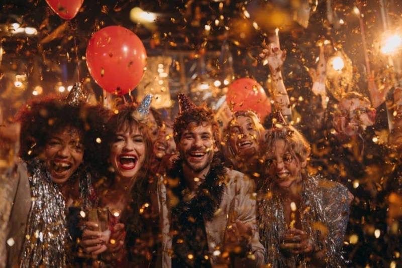 Soirée festive & musicale pour entreprises ou groupes – Une énergie maîtrisée pour célébrer avec élégance