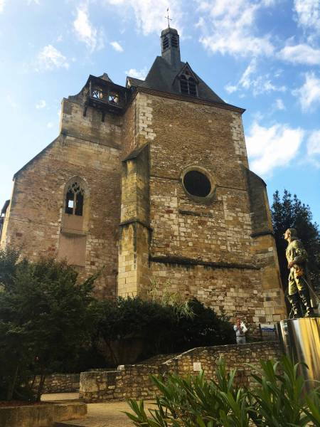 Eglise de Bergerac, une des lieux d'animation du team building