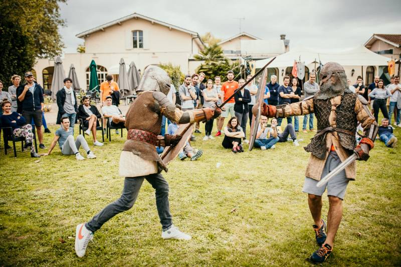 team building game of throne Bordeaux